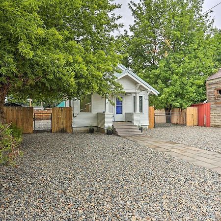 Pet-Friendly Baker City Escape With Private Yard! Extérieur photo