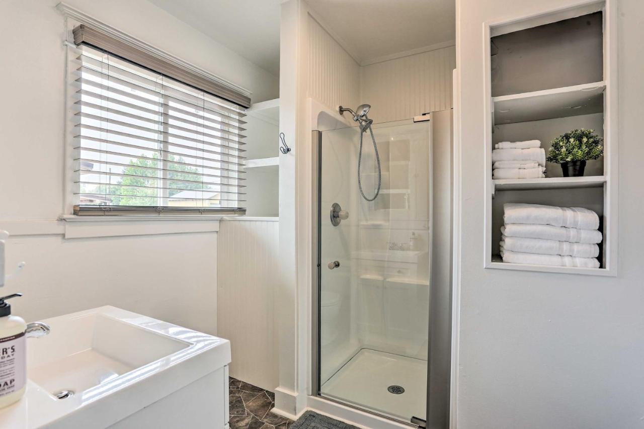 Pet-Friendly Baker City Escape With Private Yard! Extérieur photo